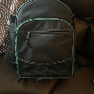 Picnic setting backpack